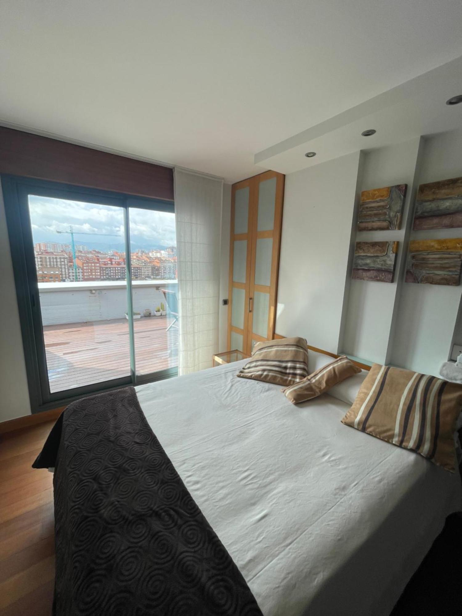El Atico De La Playa Parking Gratis Apartment Gijon Ngoại thất bức ảnh